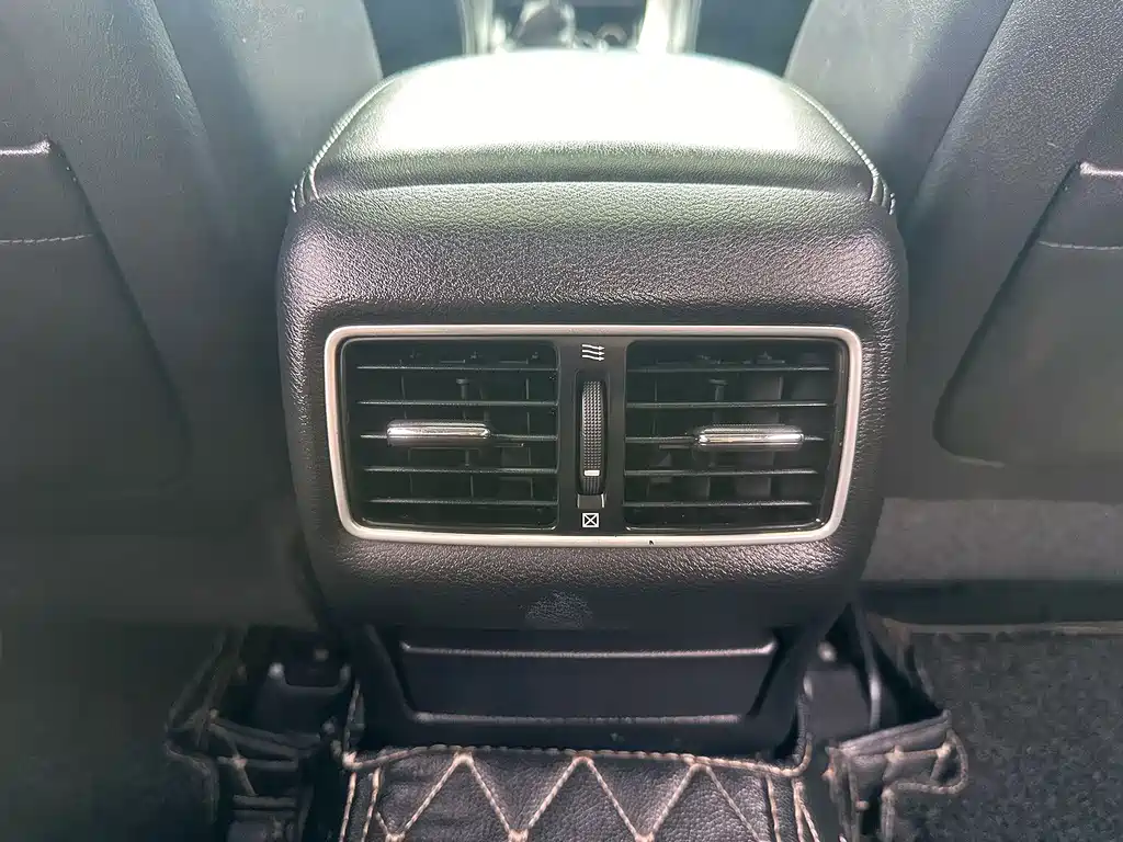 Infiniti Q50L — миниатюра 22