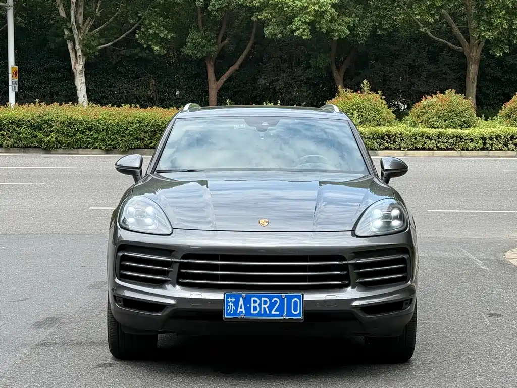 Porsche Cayenne — миниатюра 2