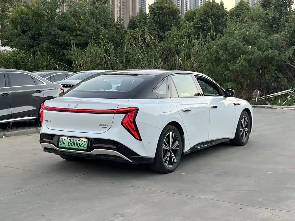 Hongqi Hongqi EH7 — миниатюра 6