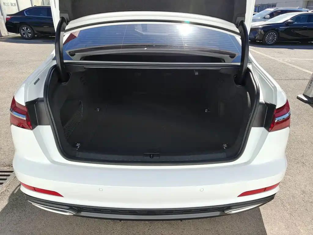 Audi A6L — миниатюра 15