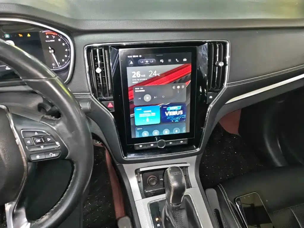 Roewe RX5 — миниатюра 13