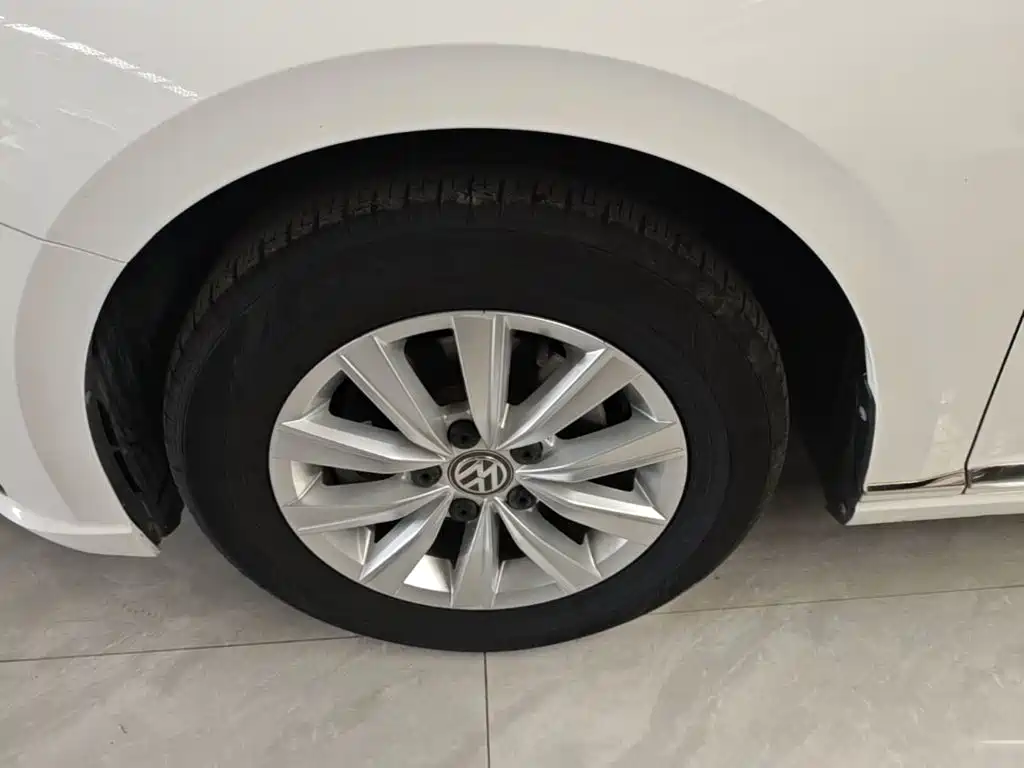 Volkswagen Lavida — миниатюра 23
