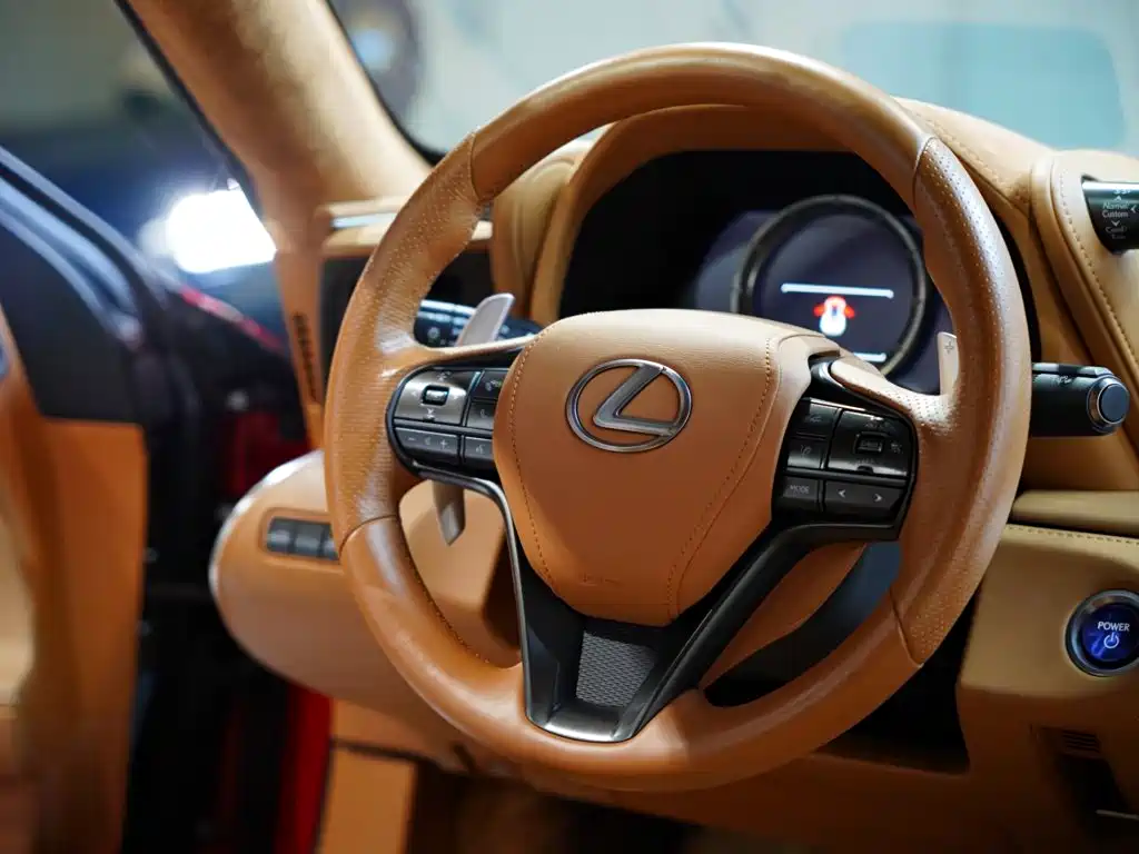 Lexus LC — миниатюра 31