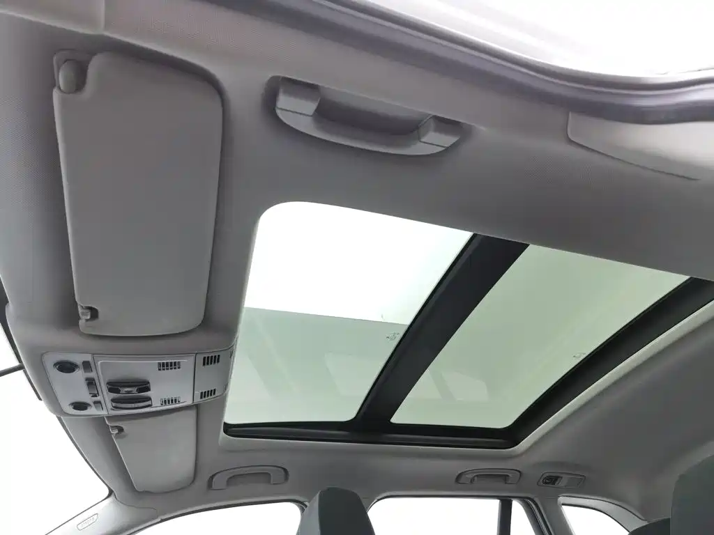 BMW X1 — миниатюра 14