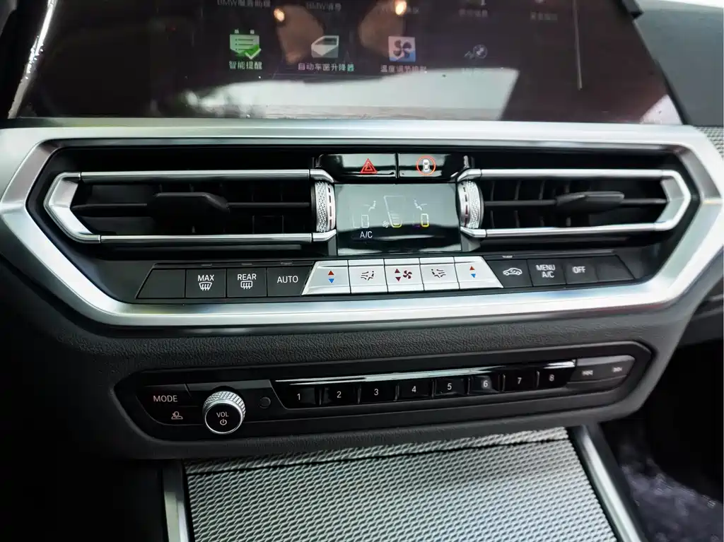BMW 3 Series — миниатюра 17