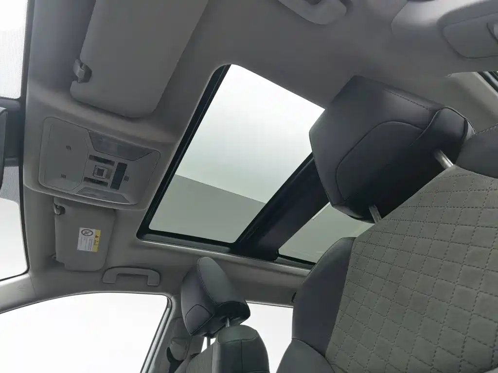 Toyota RAV4 — миниатюра 14