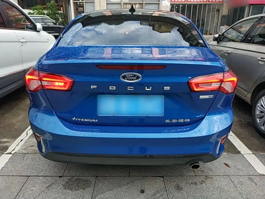 Ford Focus — миниатюра 6