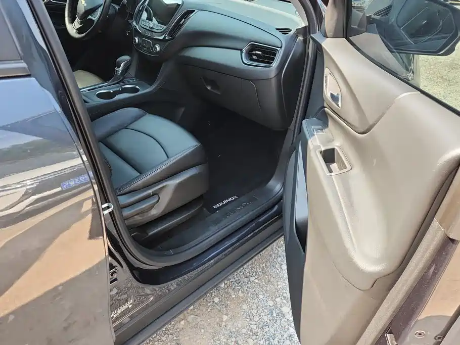 Chevrolet Equinox — миниатюра 8