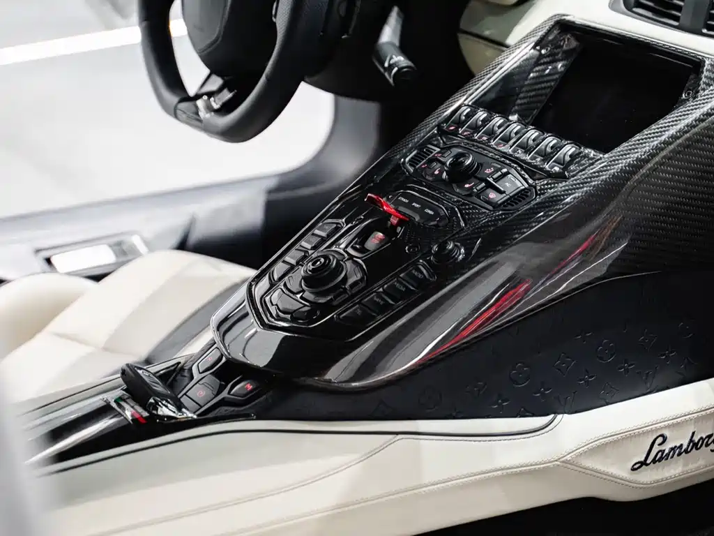 Lamborghini Aventador 2011 LP 700-4