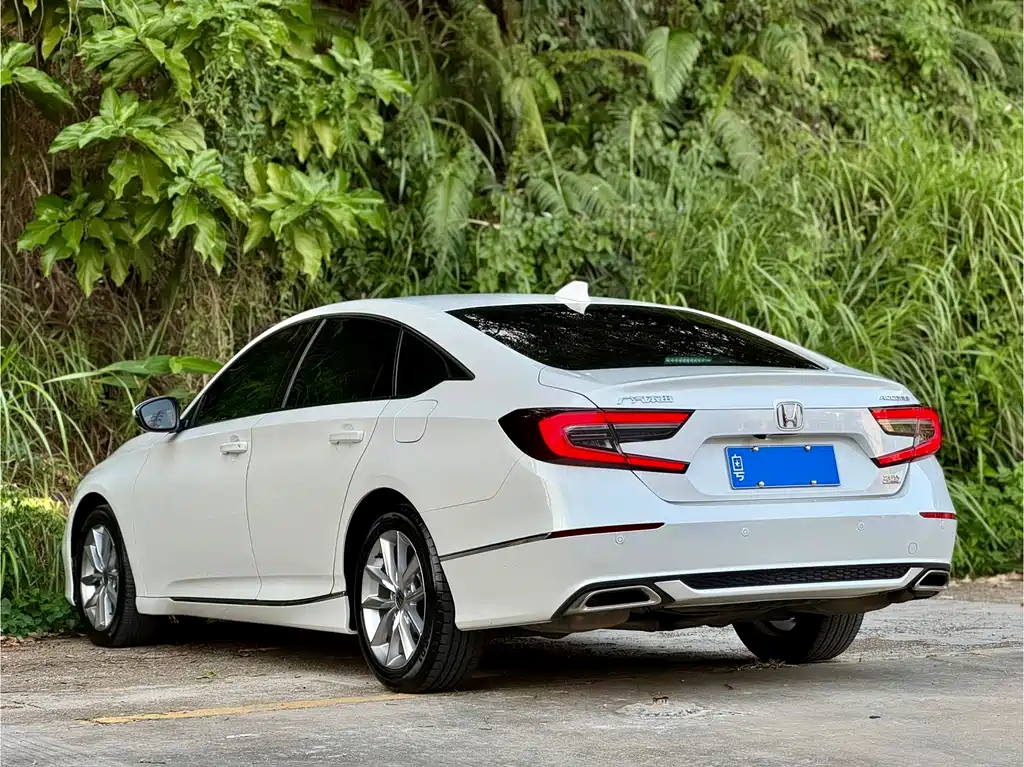 Honda Accord — миниатюра 4