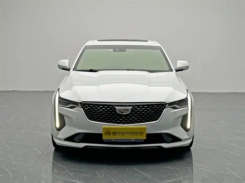 CADILLAC CT4