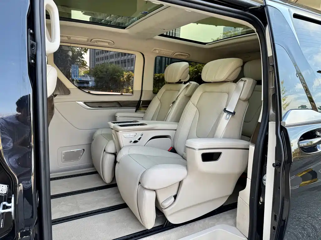 MERCEDES-BENZ V CLASS