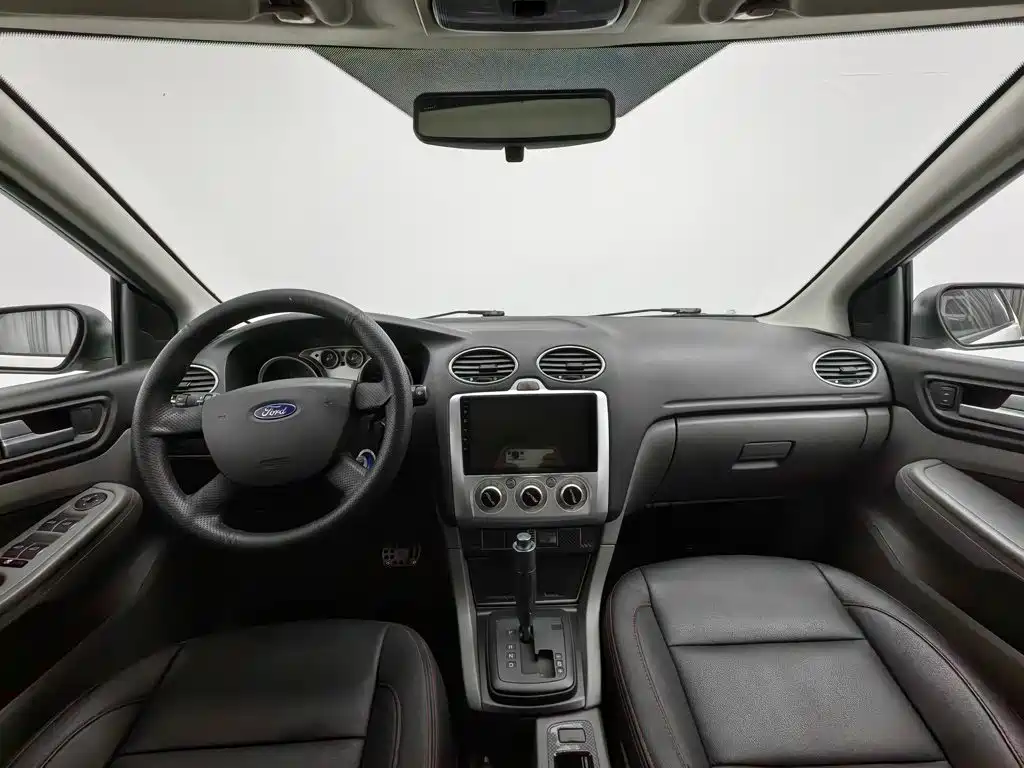 Ford Focus — миниатюра 5