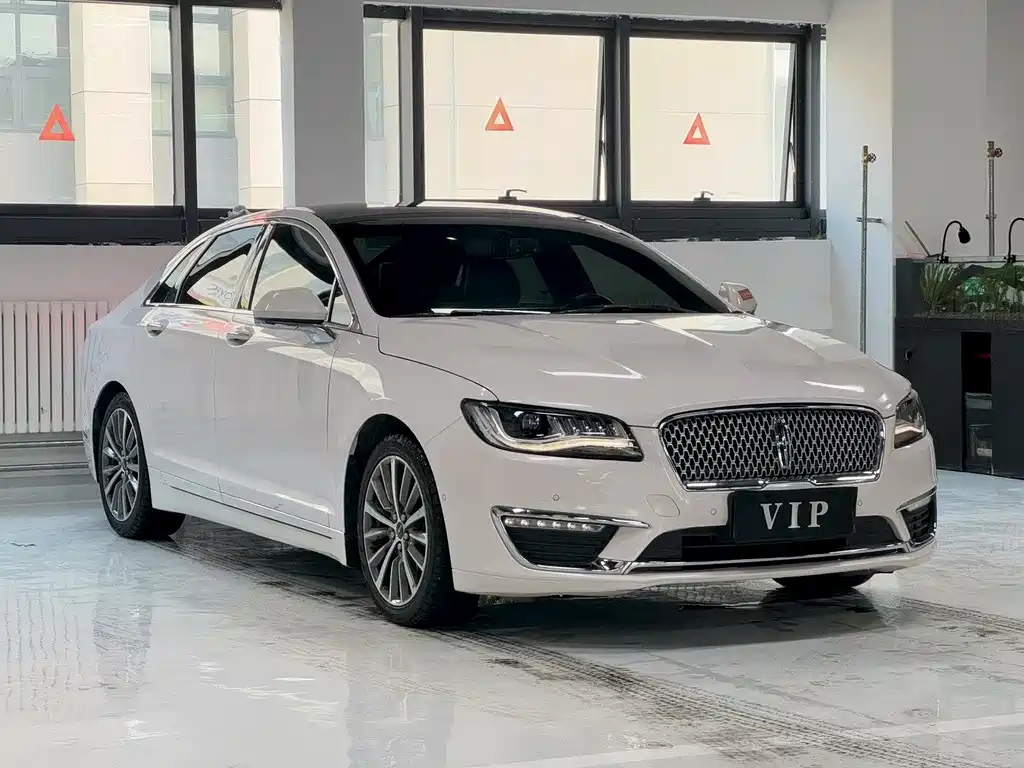 LINCOLN MKZ