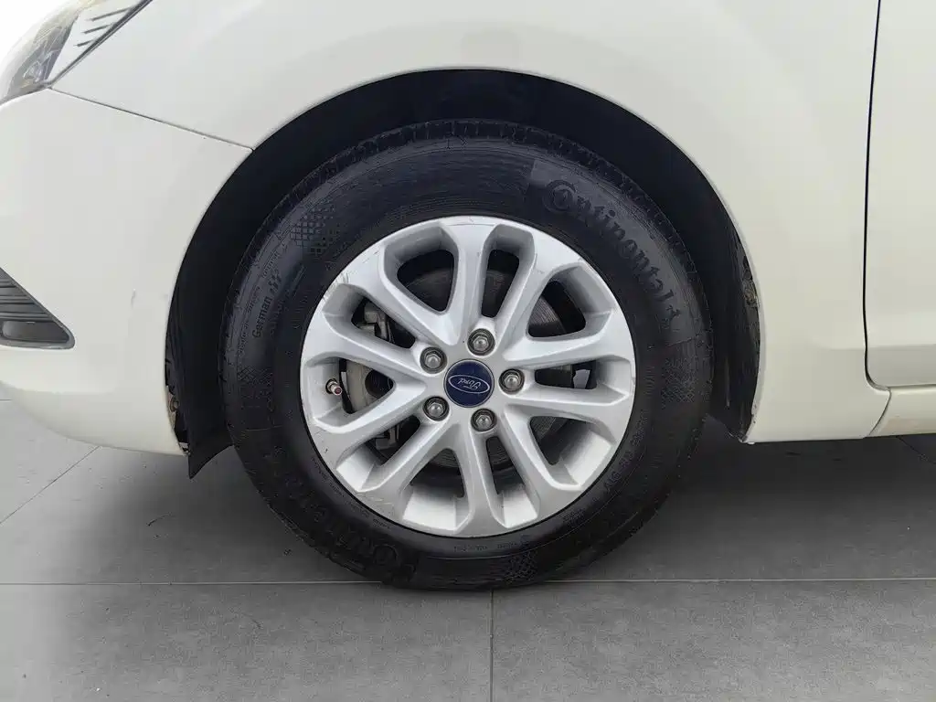 Ford Focus — миниатюра 17