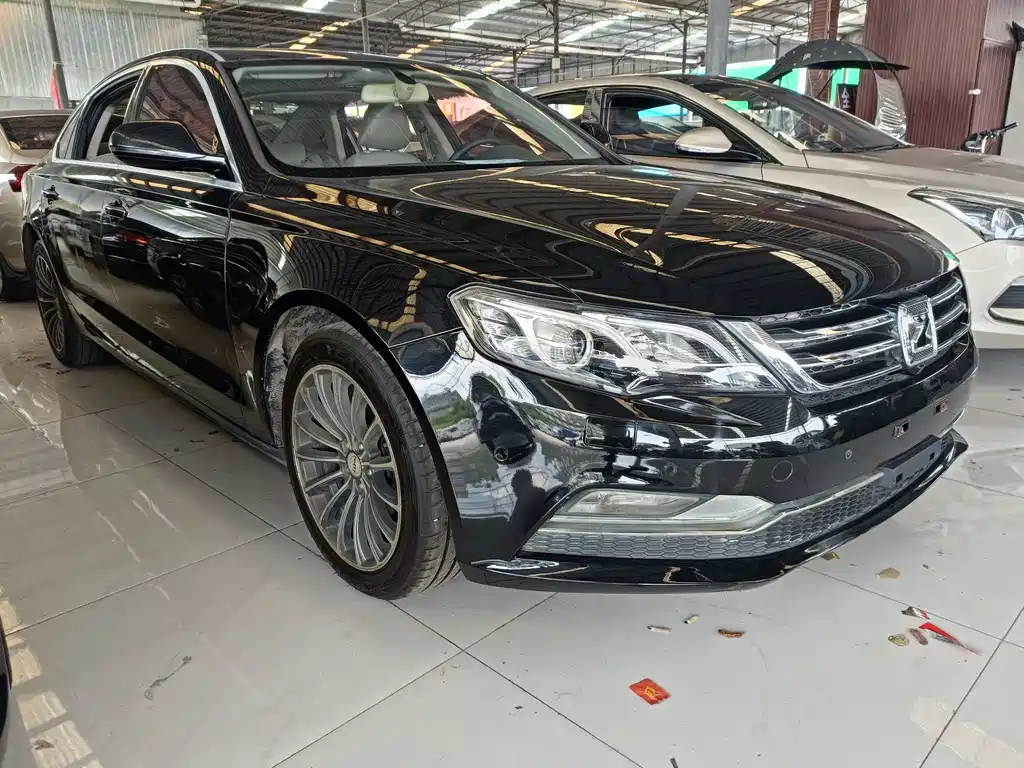 ZOTYE  Z700