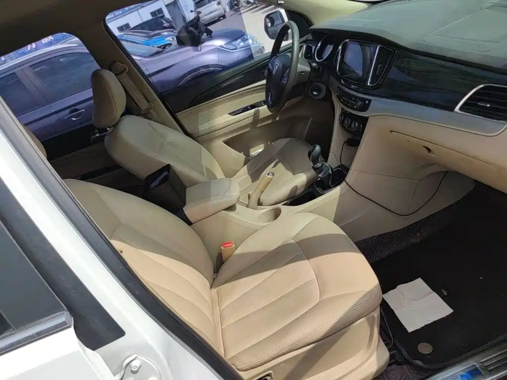Baojun 730 — миниатюра 25