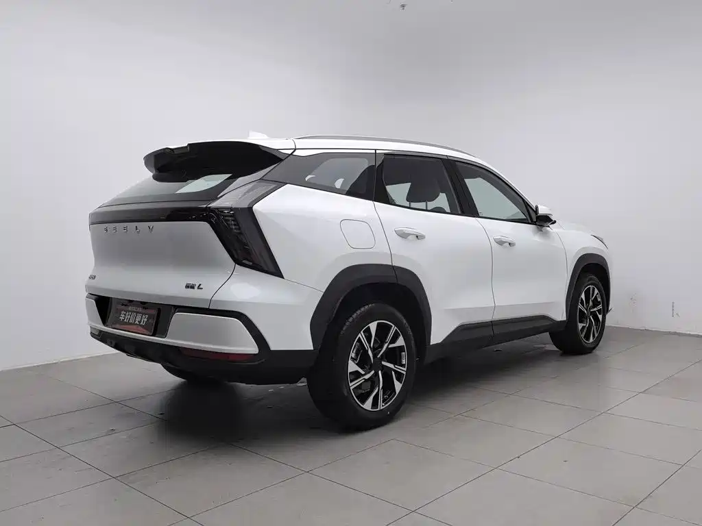 Geely Boyue L — миниатюра 2