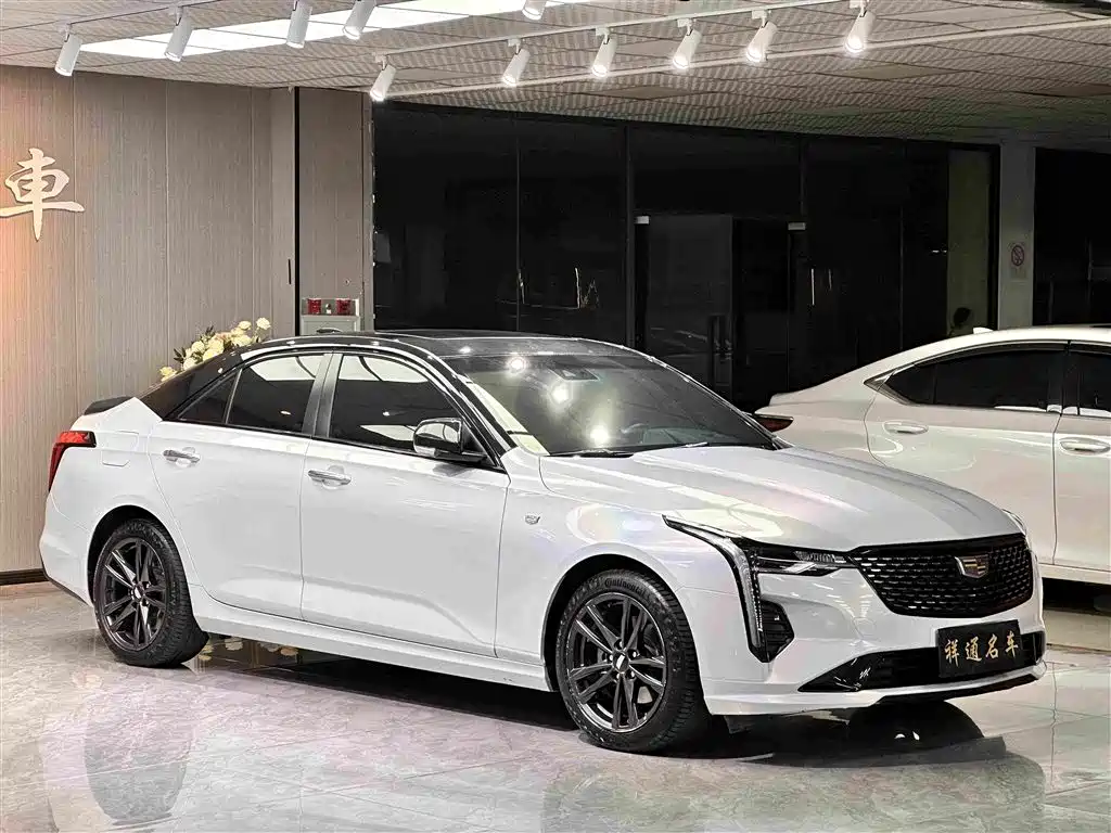 Cadillac CT4 2022 28T Luxury