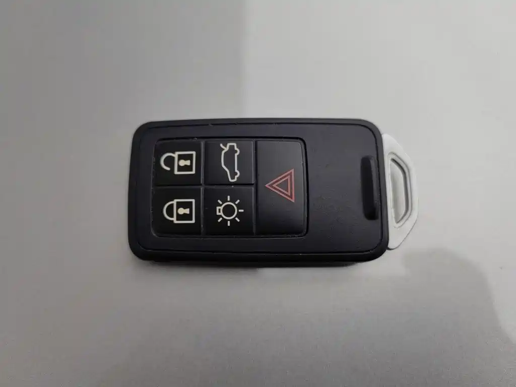 Volvo S60 — миниатюра 19