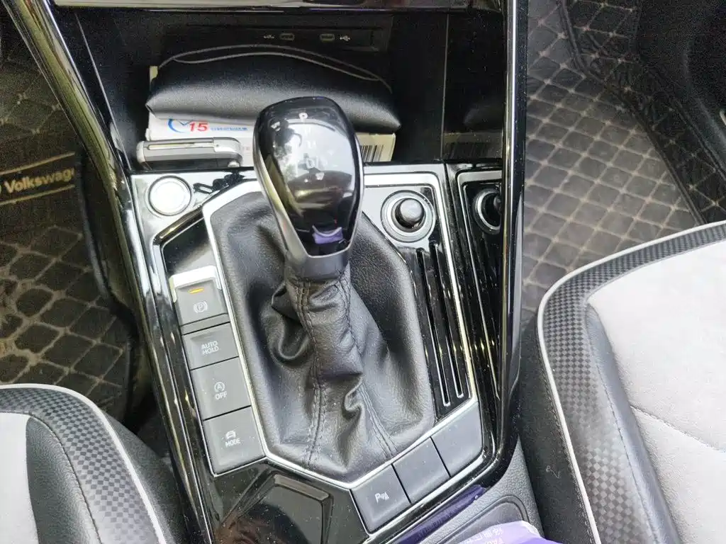 Volkswagen X — миниатюра 7
