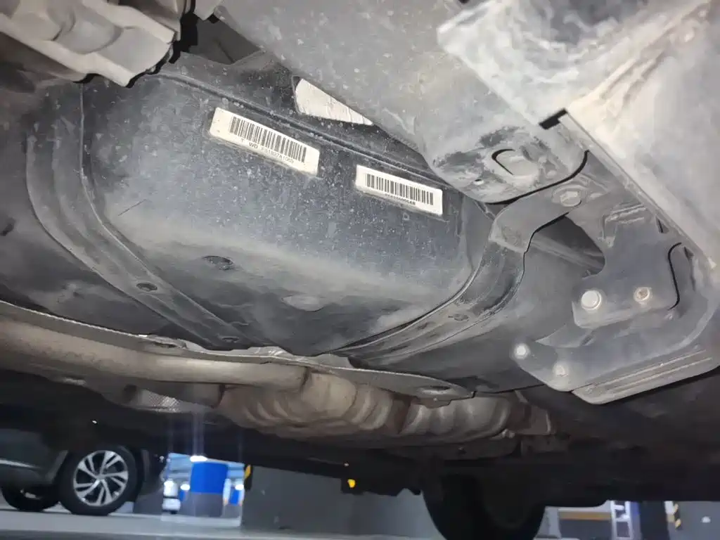 Jeep Grand Cherokee (Import) — миниатюра 17