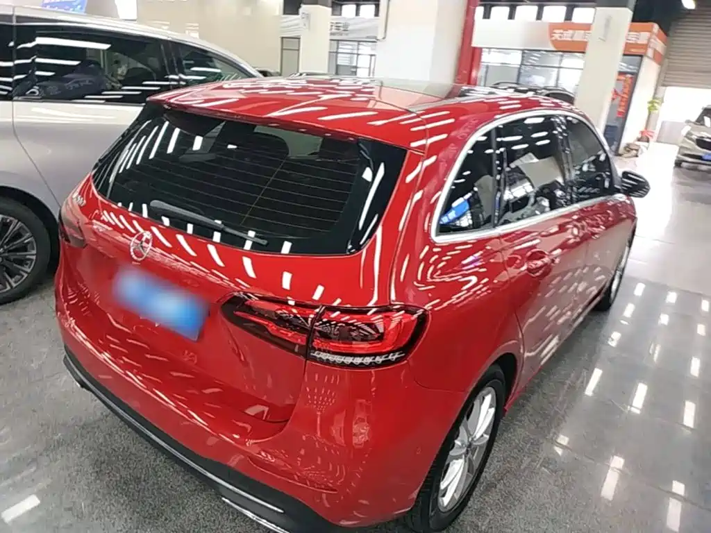 Mercedes-Benz B-Class — миниатюра 7