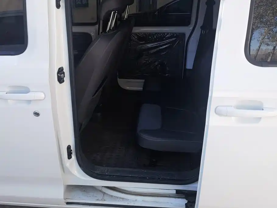 Wuling Zhiguang EV — миниатюра 11