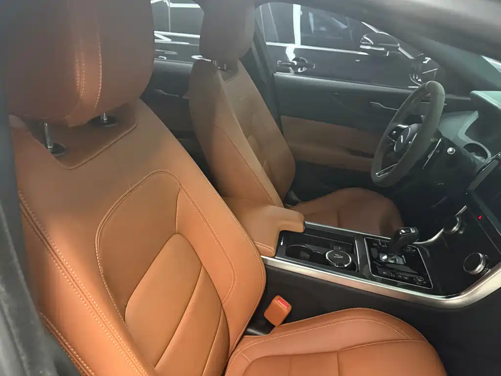 Jaguar XEL — миниатюра 14