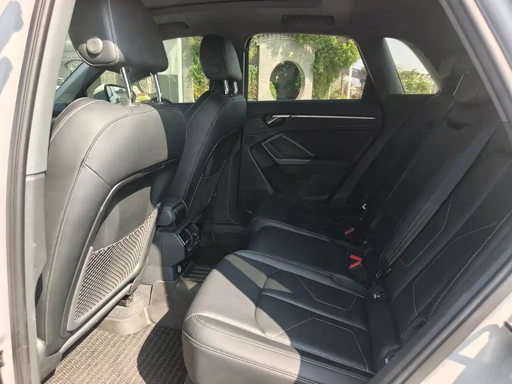 Audi Q3 — миниатюра 4