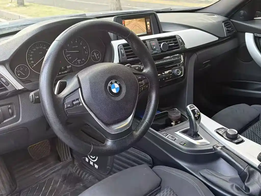BMW 3 Series — миниатюра 5