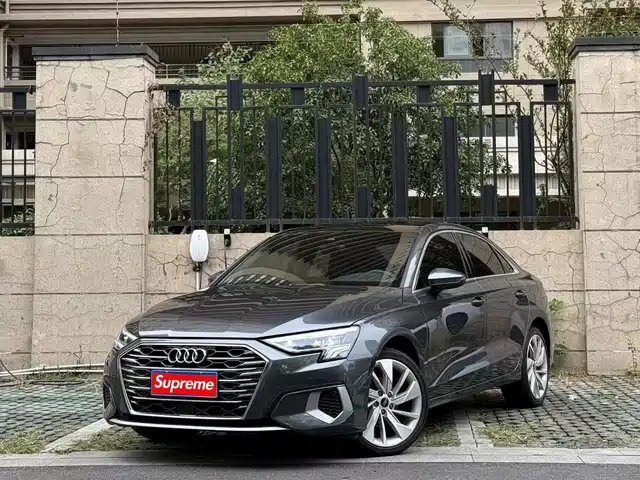 AUDI  A3 2022
