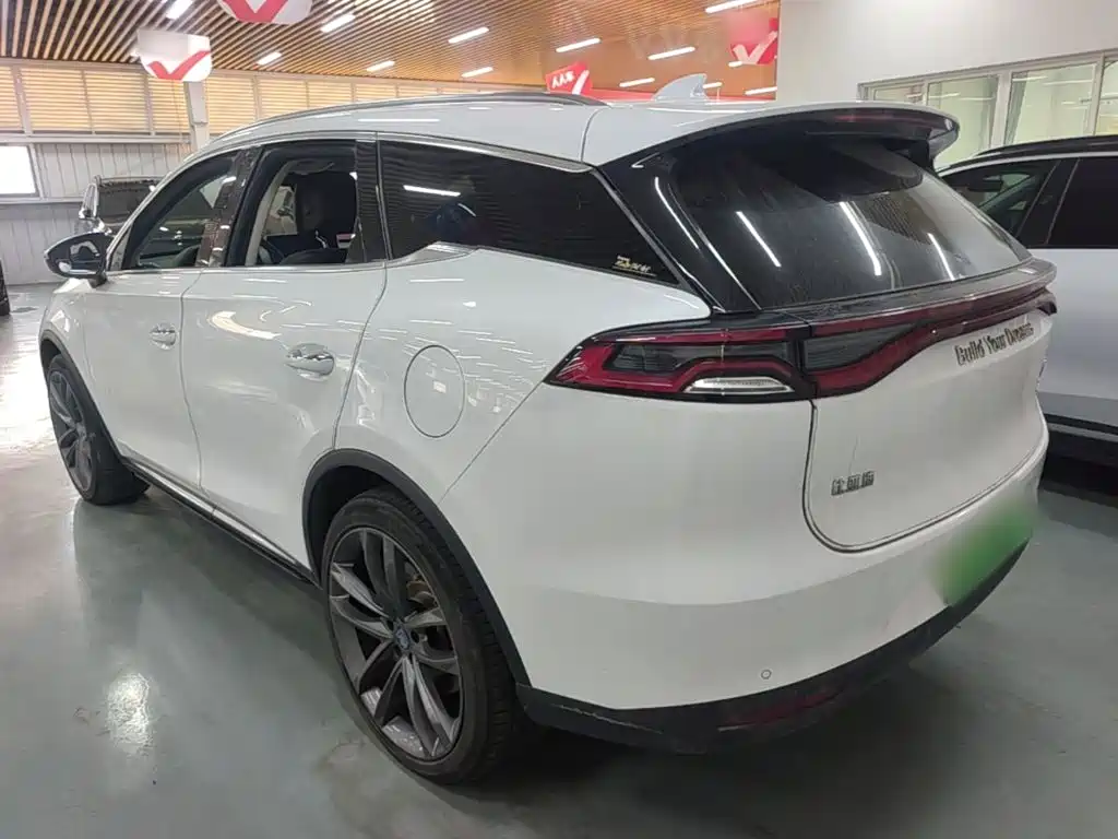 BYD Tang New Energy — миниатюра 5