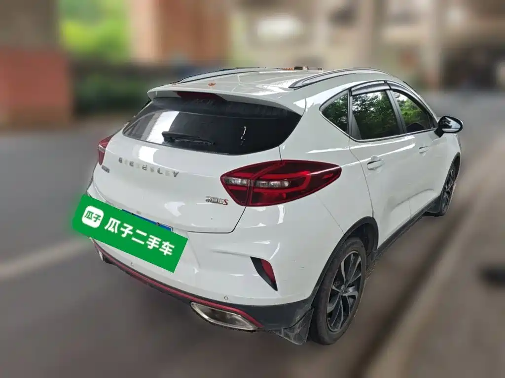 Geely Emgrand GS — миниатюра 4