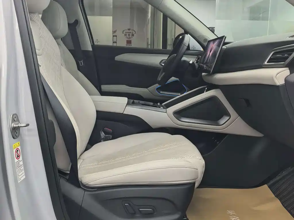 BYD Yuan UP — миниатюра 4