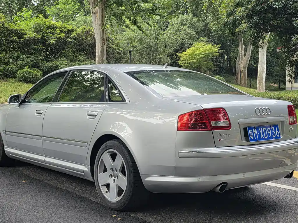 Audi A8 — миниатюра 7
