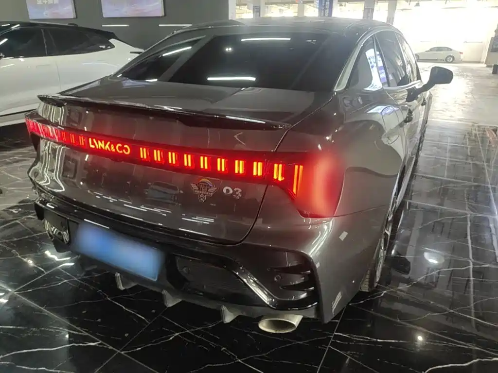 Lynk & Co 03 — миниатюра 7