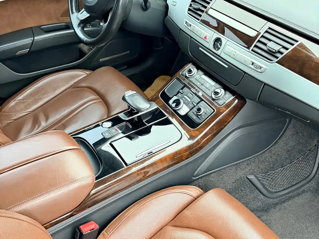 Audi A8 — миниатюра 22