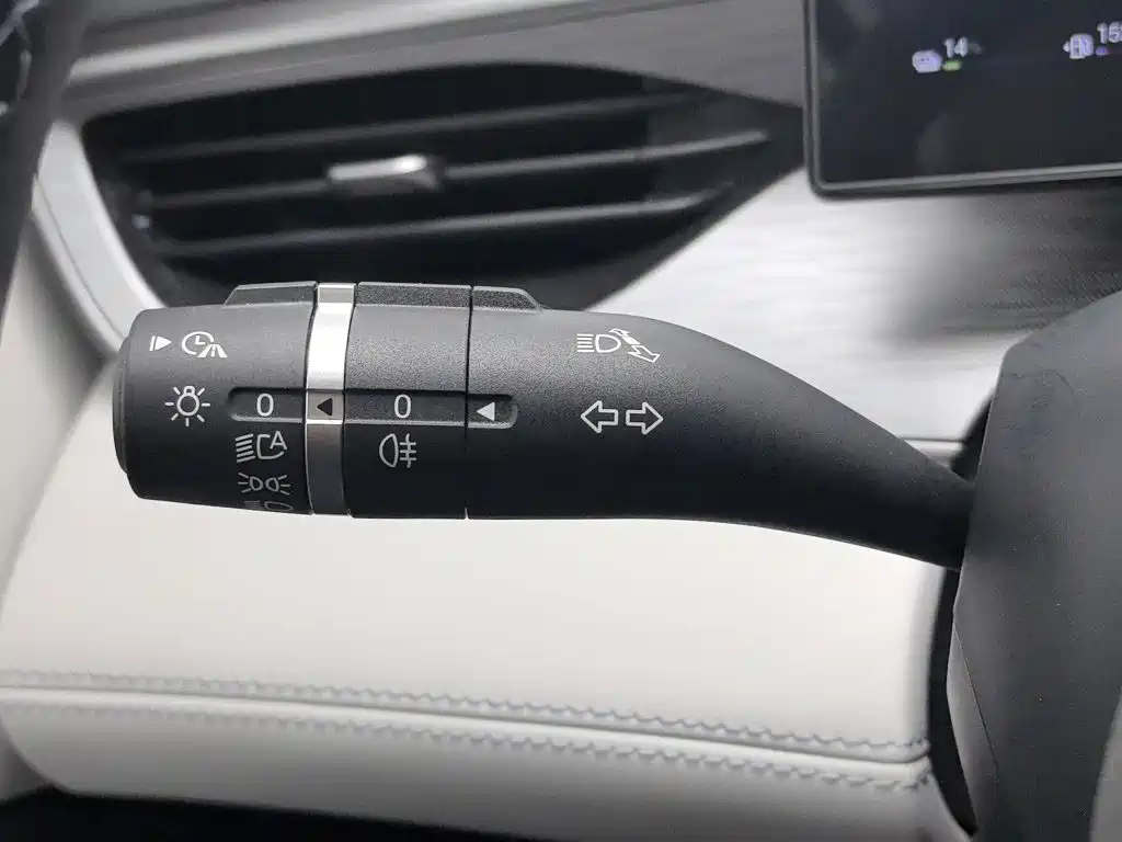 BYD Seal 05 DM-i — миниатюра 21