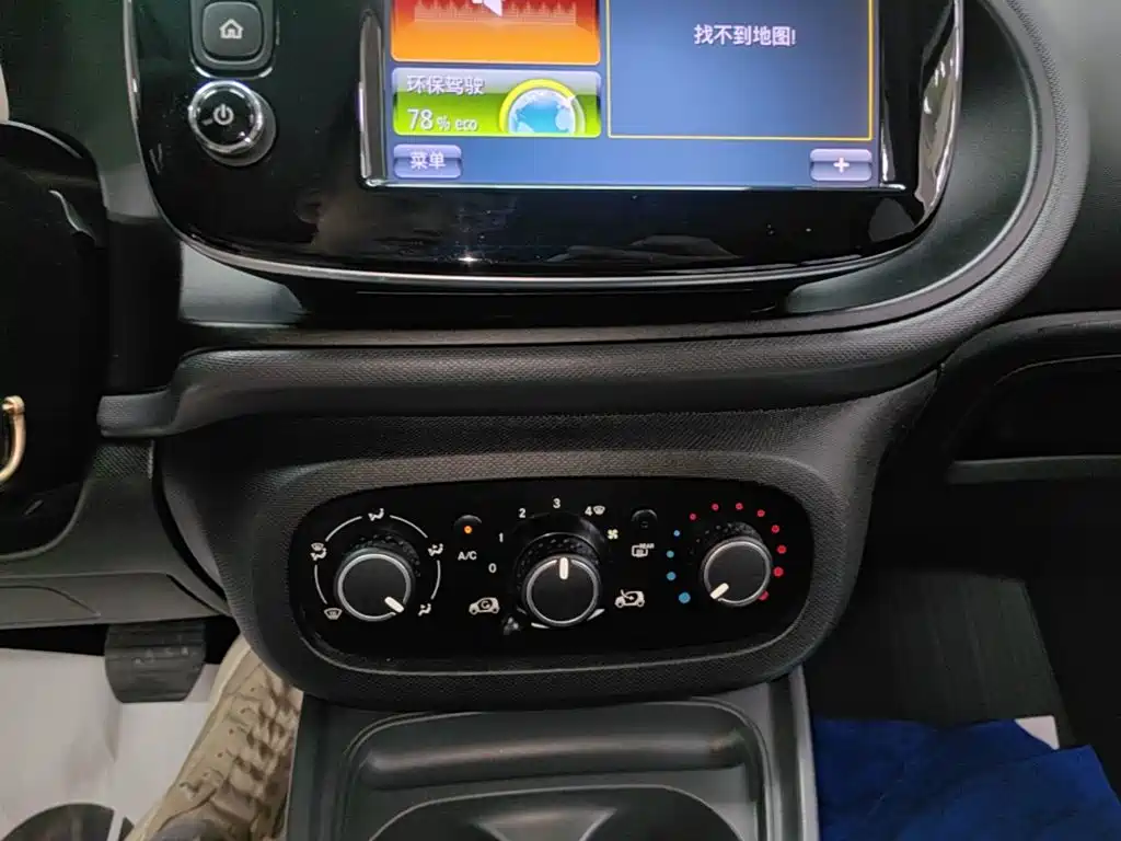 smart Smart Fortwo — миниатюра 13