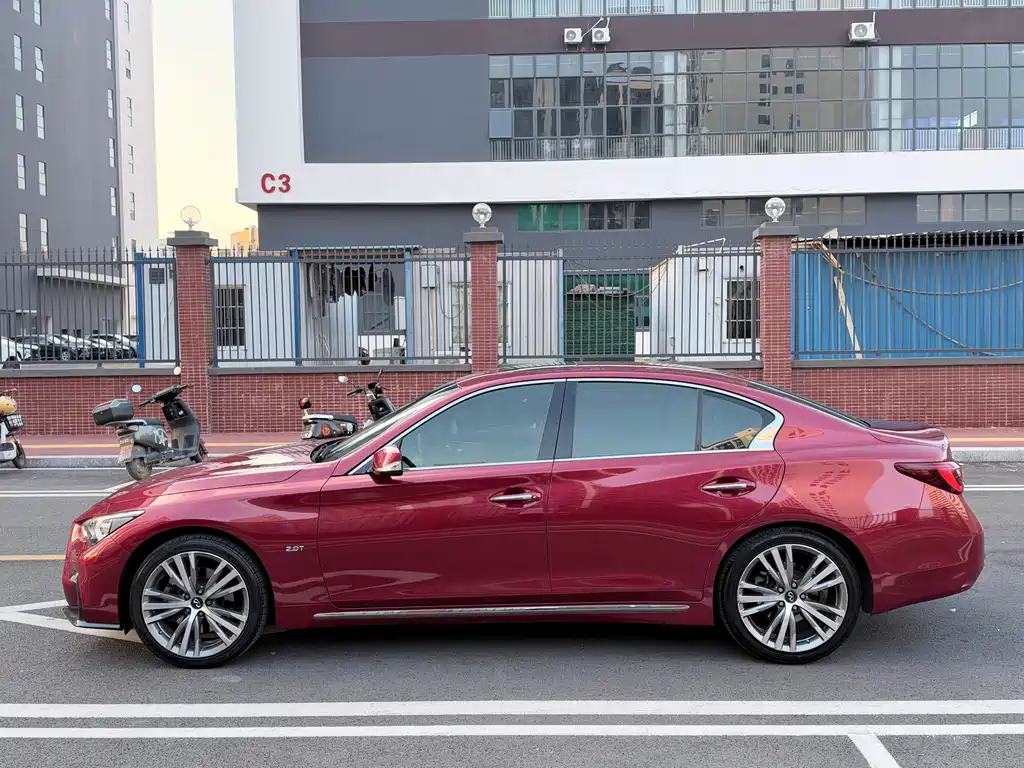 Infiniti Q50L — миниатюра 4