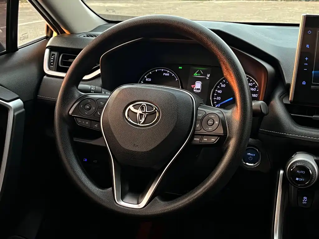 Toyota Wildlander — миниатюра 11