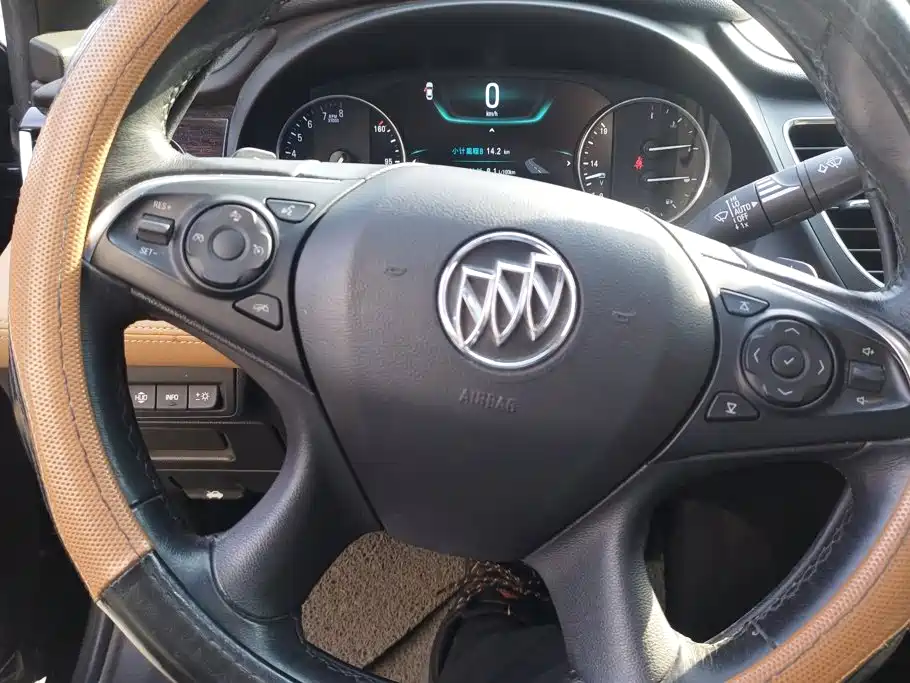 Buick LaCrosse — миниатюра 15
