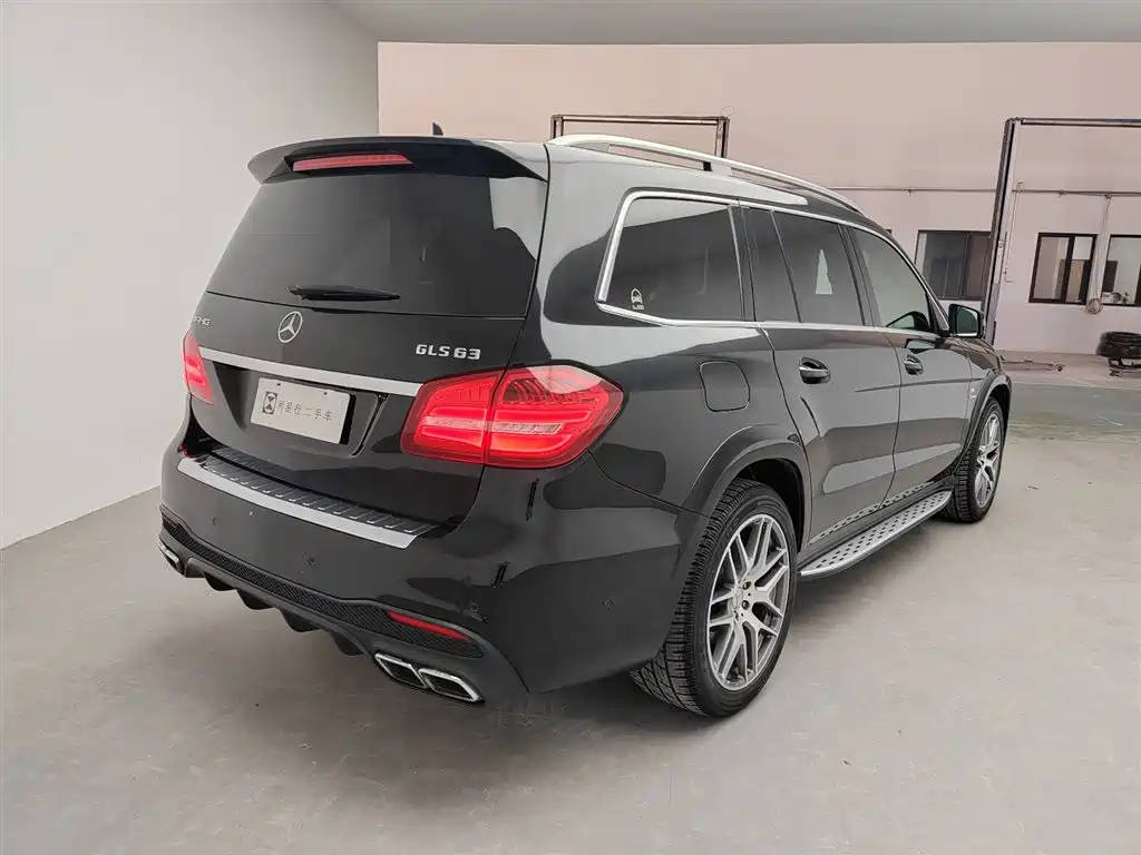 Mercedes-Benz GLS AMG — миниатюра 17