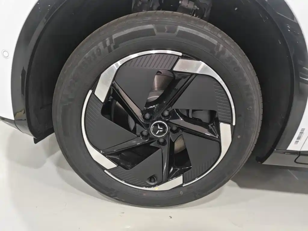 Hongqi Hongqi Tiangong 06 — миниатюра 23