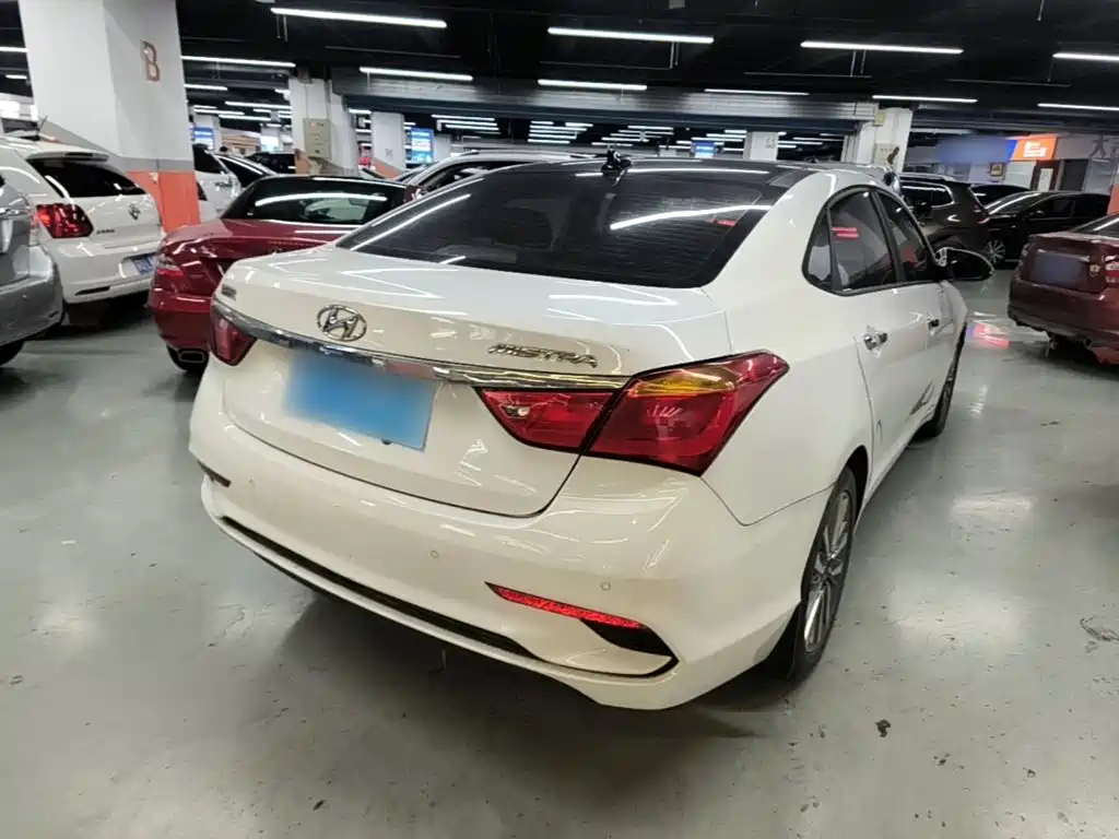 Hyundai Mistra — миниатюра 7