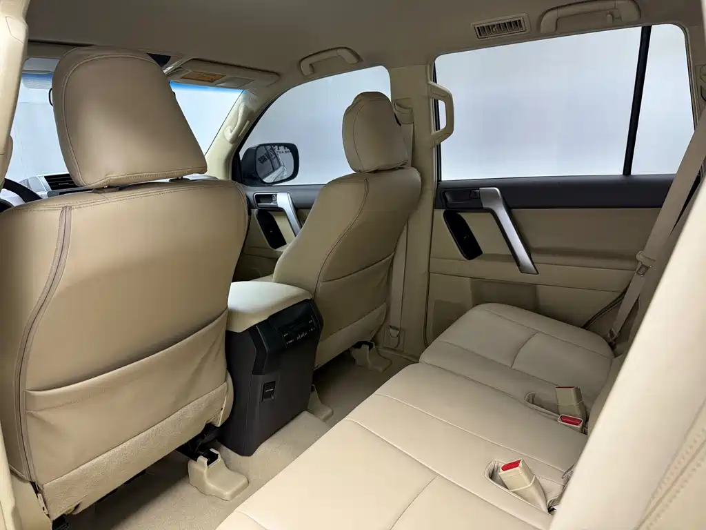 Toyota Prado (Import) — миниатюра 7