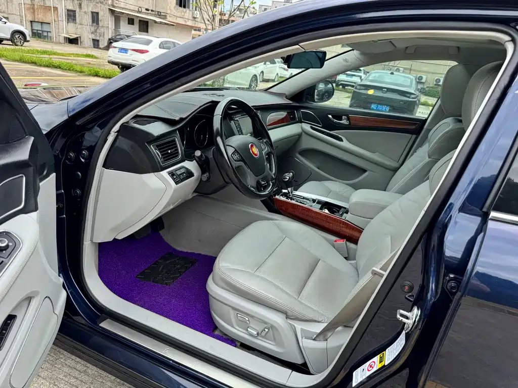 Hongqi Hongqi H7 — миниатюра 9