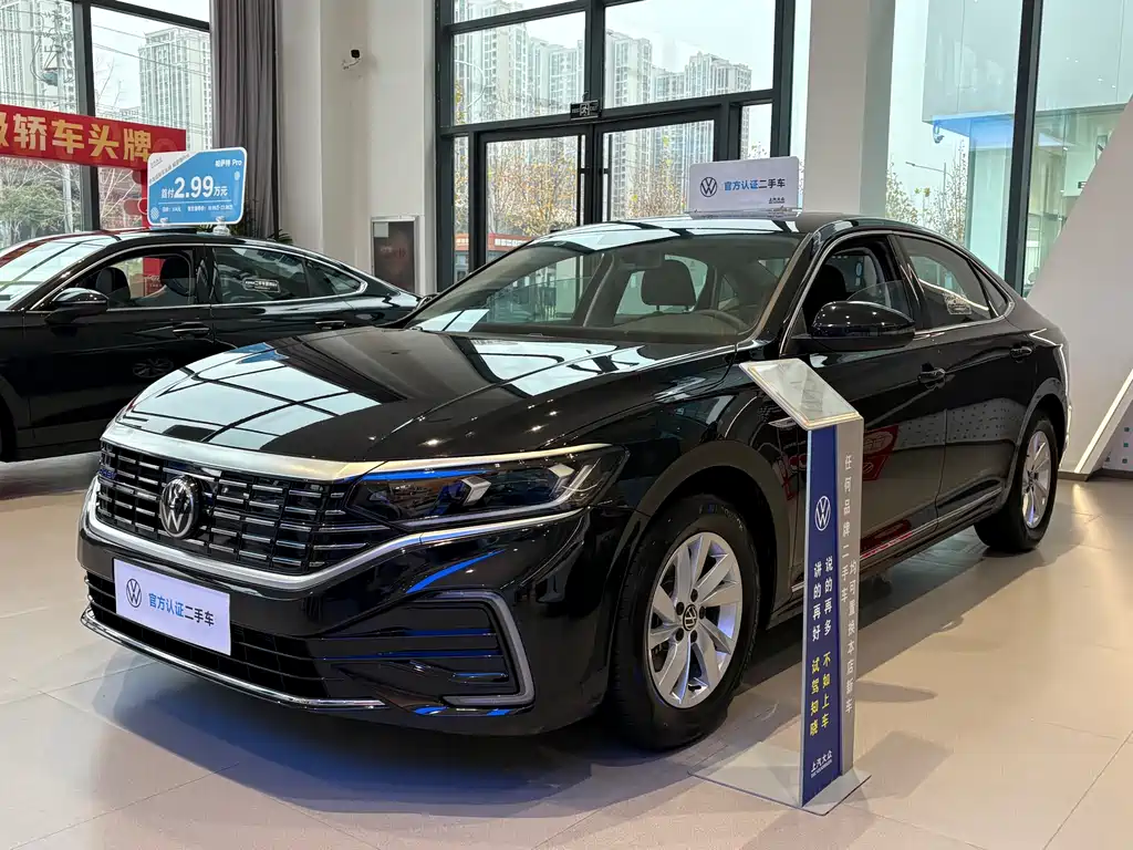 VOLKSWAGEN PASSAT NEW ENERGY