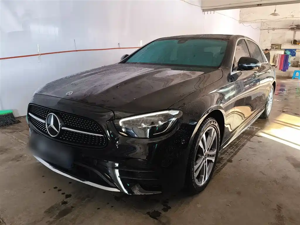 Mercedes-Benz E-Class 2021
